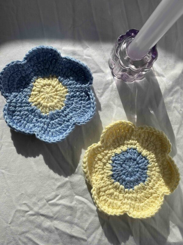 Sous-tasse Daisy – Duo Bleu Ciel & Jaune Pastel