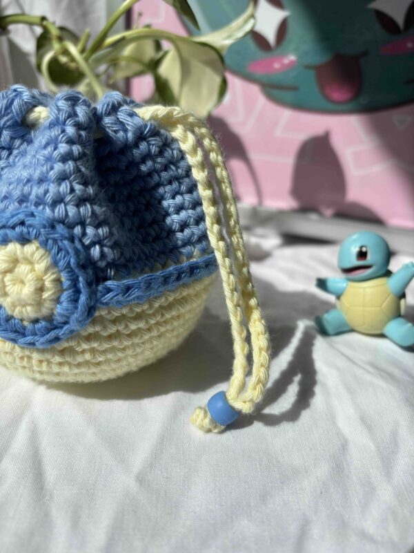 Le Pochon Pokéball - Bleu ciel & jaune pâle – Image 2